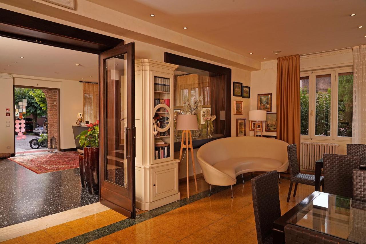Hotel Marconi Sirmione Zewnętrze zdjęcie